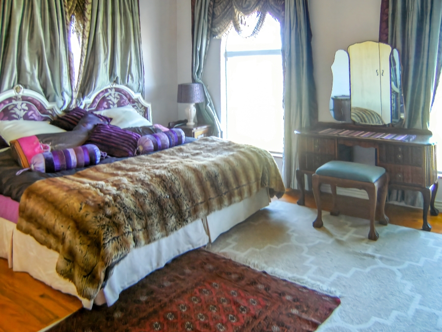 5 Bedroom Property for Sale in Old Place Western Cape